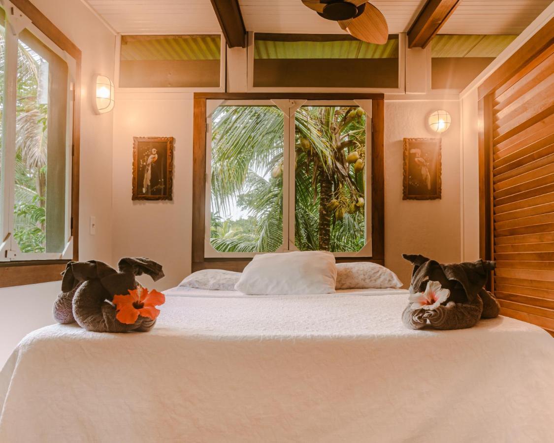 Roam Yoga & Wellness Lodge 보카스 타운 외부 사진