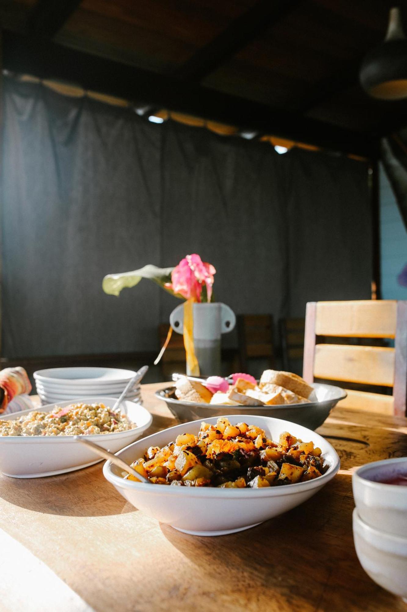 Roam Yoga & Wellness Lodge 보카스 타운 외부 사진