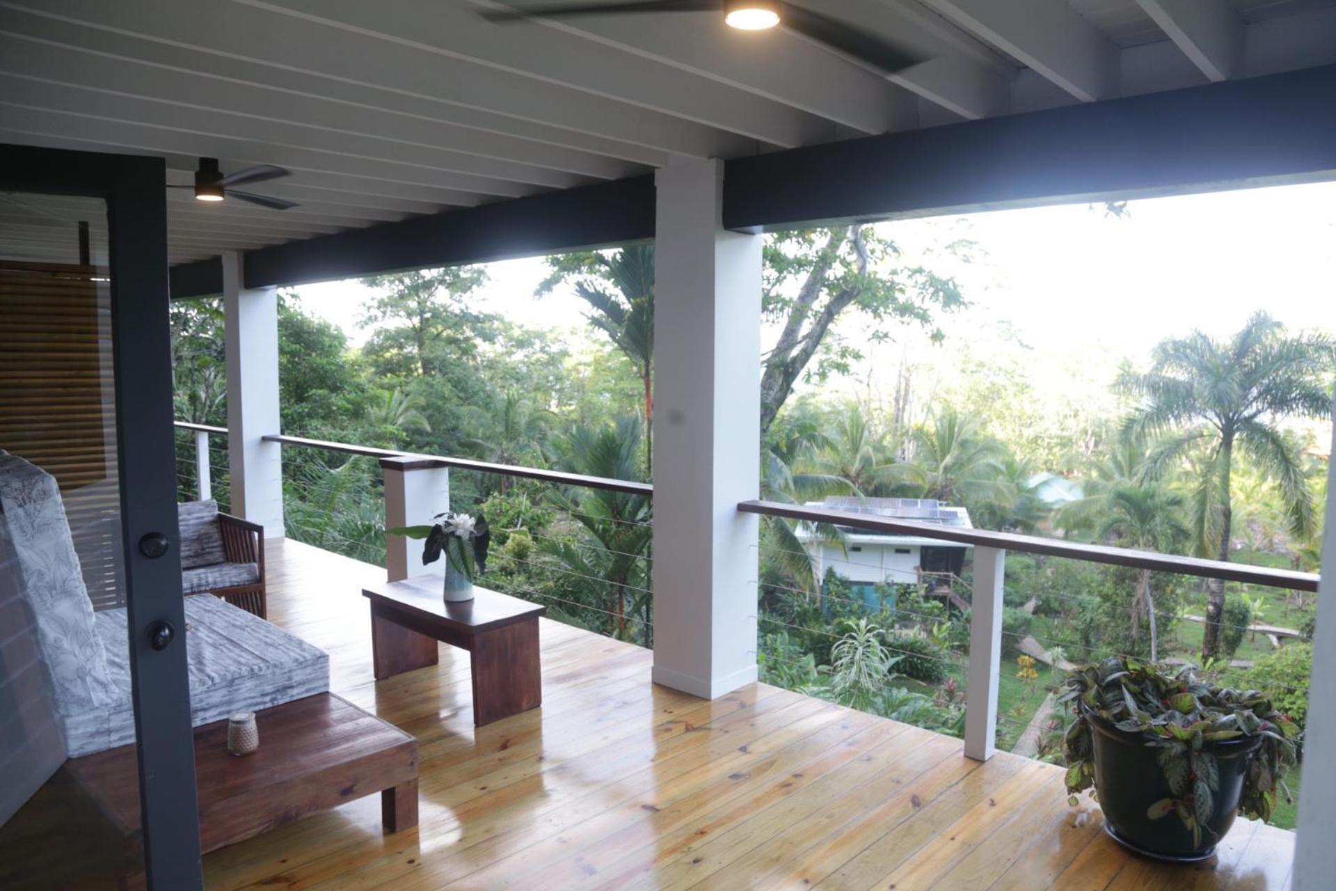Roam Yoga & Wellness Lodge 보카스 타운 외부 사진